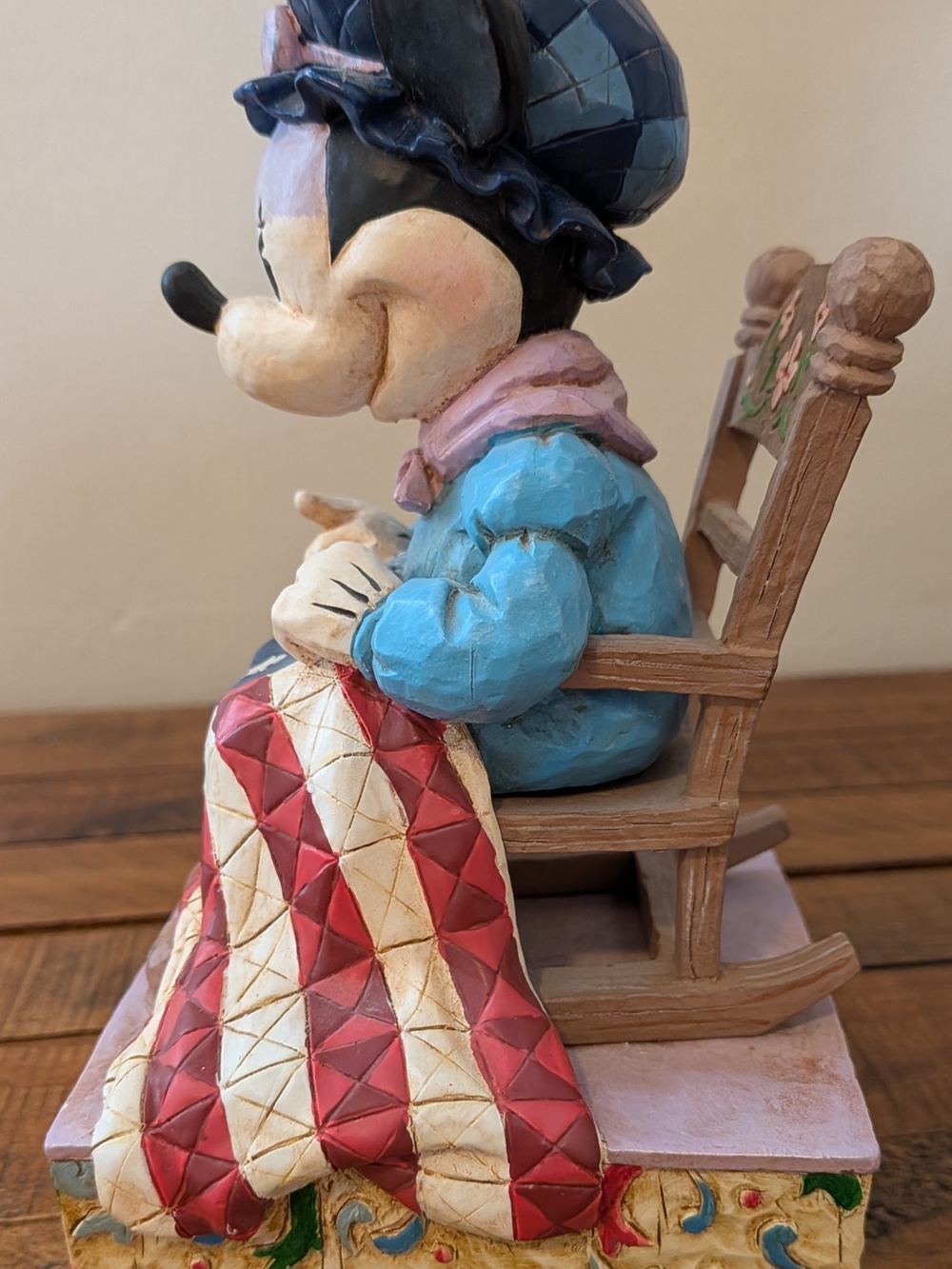 Stitching Freedom's Promise Minnie Mouse & The Ultimate Patriot Mickey Mouse - Picture 6 of 8